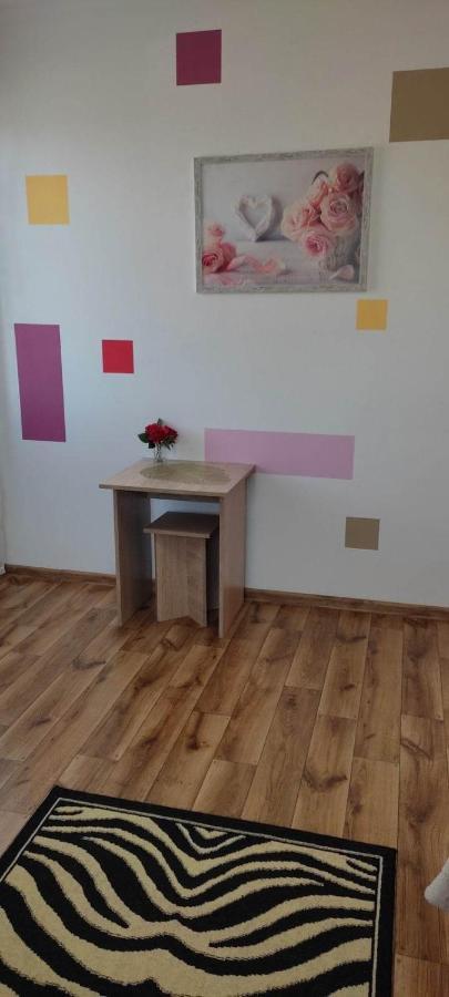 Hostel Roza 수바우키 외부 사진